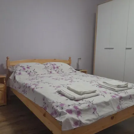 Summer Apartment *